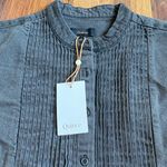 Quince  Distressed Denim Tuxedo Shirt Pleated Button Down Large Photo 4