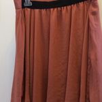 FINAL MARKDOWN Flowy ladies wildflower skirt large Photo 3