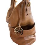 Michael Kors Anita Pebbled Leather Shoulder Bag – Acorn/Camel Photo 2