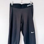 Nike  Pro Black Dri-Fit Leggings Size Medium Photo 2