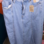 Levi's  Classic Light Blue Denim Skirt Size 29 NWT Photo 0