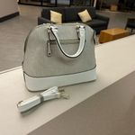 Bag Chic Cream and White Women's Satchel BRAND NEW!! NO FLAWS Photo 6