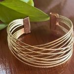 Stylish & Classic Twisted Open Photo 3