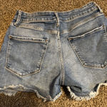 a.n.a  mid-rise Shortie Short 3.5” inseam Photo 1