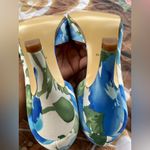 Bloom Vibrant Blue and Green Floral Heels Size 9 Photo 6