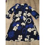 Chico's  Travelers Floral Stretch Navy Bell Sleeve Below Knee Business Size 2 Photo 3