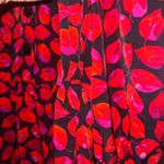 Who What Wear  Women's Red Leaf Patterned Dress Size Small side zipper Photo 6