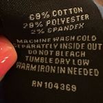 Signature Studio  women’s jeans Photo 2