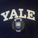 YALE navy size small cropped short sleeve shirt Blue Photo 1