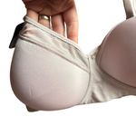 Bali NWT- 2 One Smooth U® Ultra Light Wirefree Bras-Size 36DD Photo 11