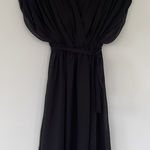 OAK + FORT Black V Photo 0