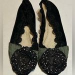 Black and Green Women's Shoes with Floral Detail Size 7 Photo 0