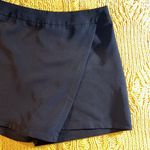 Sincerely Jules  Size L Black Skort Photo 1