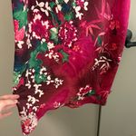 N by Natori Floral Sleeveless V Photo 1