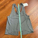 Zyia Active Sleeveless Gray Nimbus Split Back Stripe Shirt Photo 4