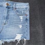 American Eagle  Super Stretch Curvy Hi-Rise Shortie Jean Shorts Size 4 Light Wash Photo 4
