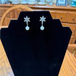 Silver Tone & Faux Pearl Snowflake Earrings Dangle Drop New Photo 3