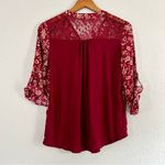 Maurice's 🦋  Red Floral V-Neck Quarter Zip Lace Back 3/4 Sleeve Blouse Small Photo 4