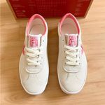 Vans  Sport Low Shoes Women 8.5 US
Men's 7.0 US Photo 6