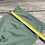 Lululemon  Wunder Train Ribbed High Rise Tight 25” Size 4 NWOT palm court green Photo 4