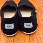 Toms  Black Crochet Slip-On Shoes Loafers Women’s Size 9 Photo 6