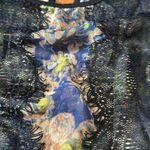 Buckle BKE Boutique Elegant Black Lace Overlay Women's Top, Large Photo 3