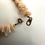 Pink puka shell bracelet Photo 4