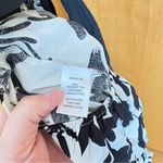 Aakaa Elegant Black and White Floral jumpsuit small Photo 9