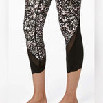 Lululemon  Wunder Under Crop II Roll Down Scallop Luxtreme in Floral Spritz Multi Photo 2