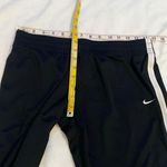 Nike  Dri Fit Mid Rise Straight Leg Black White Capri Athletic Crop Pants Medium Photo 3