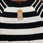 Red Camel NWT  Atlas Ivory and Black Table Sweater Size Small Photo 5