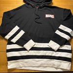 Marvel  logo pullover sweatshirt our universe large Photo 0