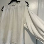 Calvin Klein Women's Medium Cold Shoulder White Blouse. Crushed Textured Fabric. Photo 6