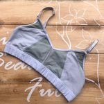 Alo Yoga Sports Bra Size Medium Photo 0