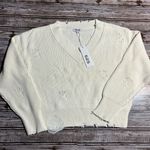 525 America  Distressed Shaker V neck Shaker Sweater in Chalk Photo 1