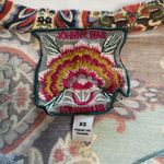 Johnny Was  Indi Flower Henley Tee Navy Brown Red Floral 95% Bamboo Boho Fall XS‎ Photo 1