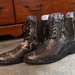 Water Resistant Boots Size 9 Photo 0