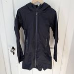 Lululemon  Right as Rain Adjustable Hooded Logo Jacket Deep Coal Dark Gray Size 4 Photo 2