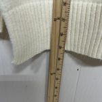 Elegant Ivory Sweater with American Flag Design Red Size M Photo 5