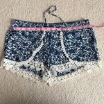 Breeze ever Boho Cute Shorts, Size L Photo 1