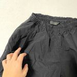 Moyuru Cropped Parachute Pull Photo 6