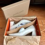 Gentle Souls by Kenneth Cole Dionne Pointed Toe Slip On Pumps Stone Women's 7.5M Photo 2