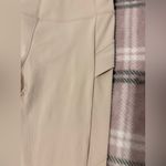 Avalanche  Women's yoga pants Photo 2