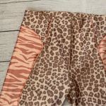 Good American Good America pink beige tan gym biker workout shorts size 7 Electric Feel Animal Photo 1