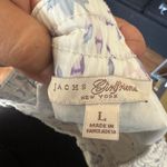 Jachs Girlfriend  White Floral Satin Chino High Rise Stretch Shorts Size L Photo 2