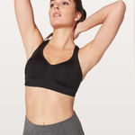 Lululemon Speed Up Bra *High Support for C/D Cup
Black (Size 2) Photo 0