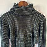 Vintage Tippy Tops turtle neck sweater pullover striped gold black 80s metallic Size M Photo 1