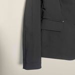 Harvé Benard Harve Bernard Women's 2 Button Notched Lapel Long Sleeve Black Blazer SIze 8 Photo 3