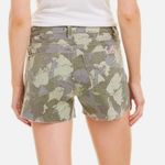Hudson GRACIE Camouflage Pattern Frayed Hem Five Pocket Cutoff Shorts Size 27 Green Photo 1