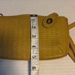 SUSAN JOY BRAND… MUSTARD YELLOW WEAVE VEGAN LEATHER CROSSBODY/CLUTCH WITH STRAP Photo 5